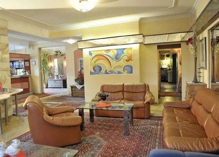 Stadtvilla Boutiquehotel 3* שלאדמינג